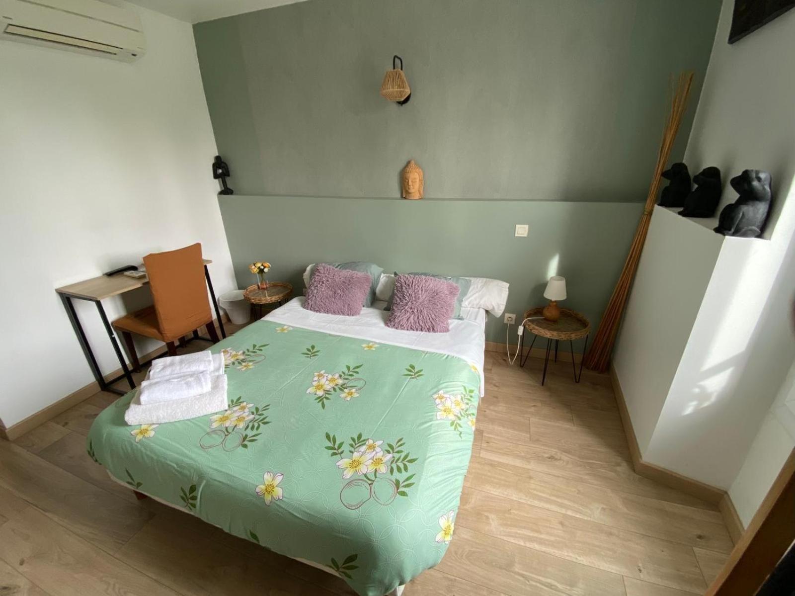 Auberge Les Galets Peyruis Esterno foto