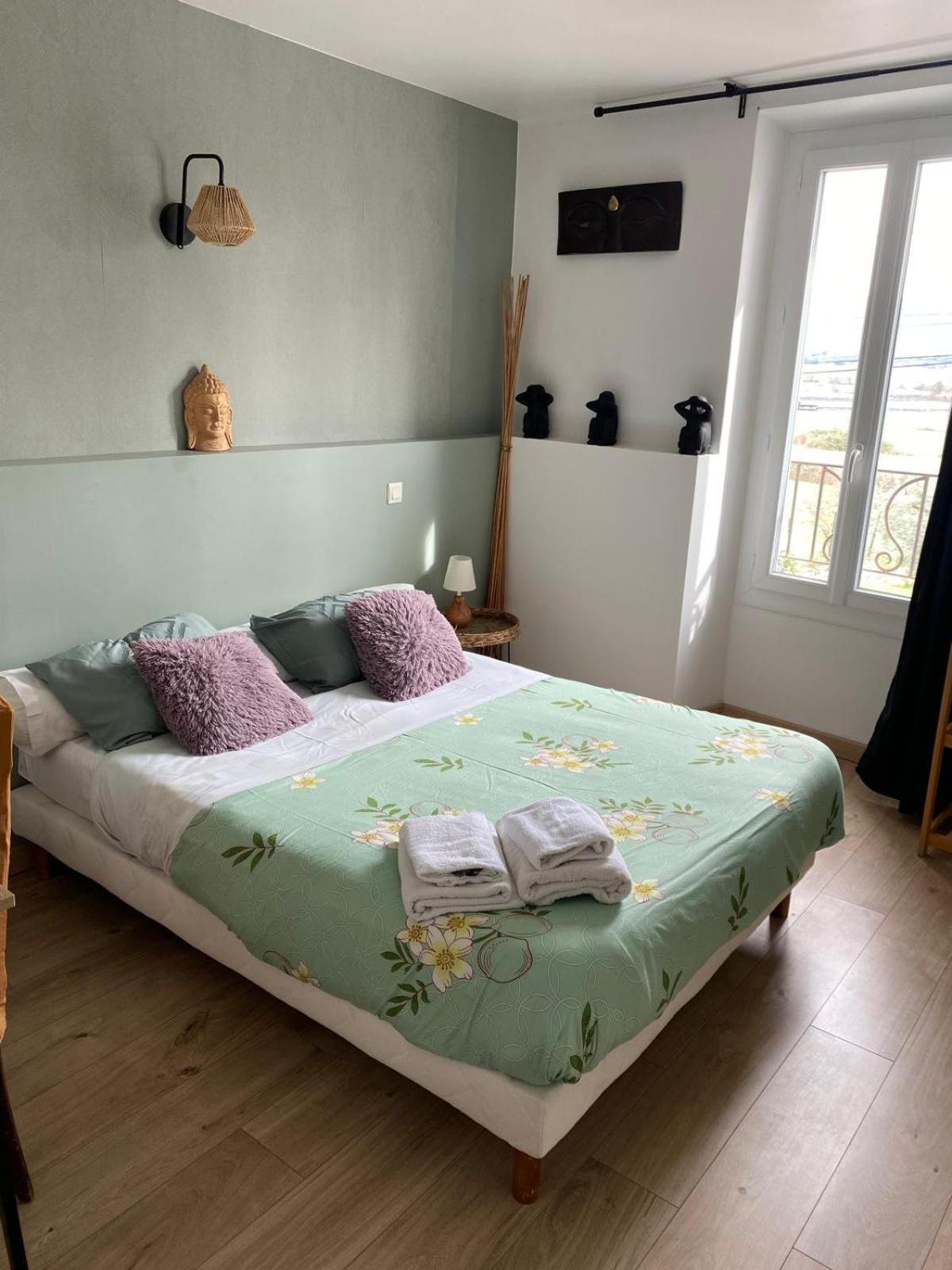 Auberge Les Galets Peyruis Esterno foto