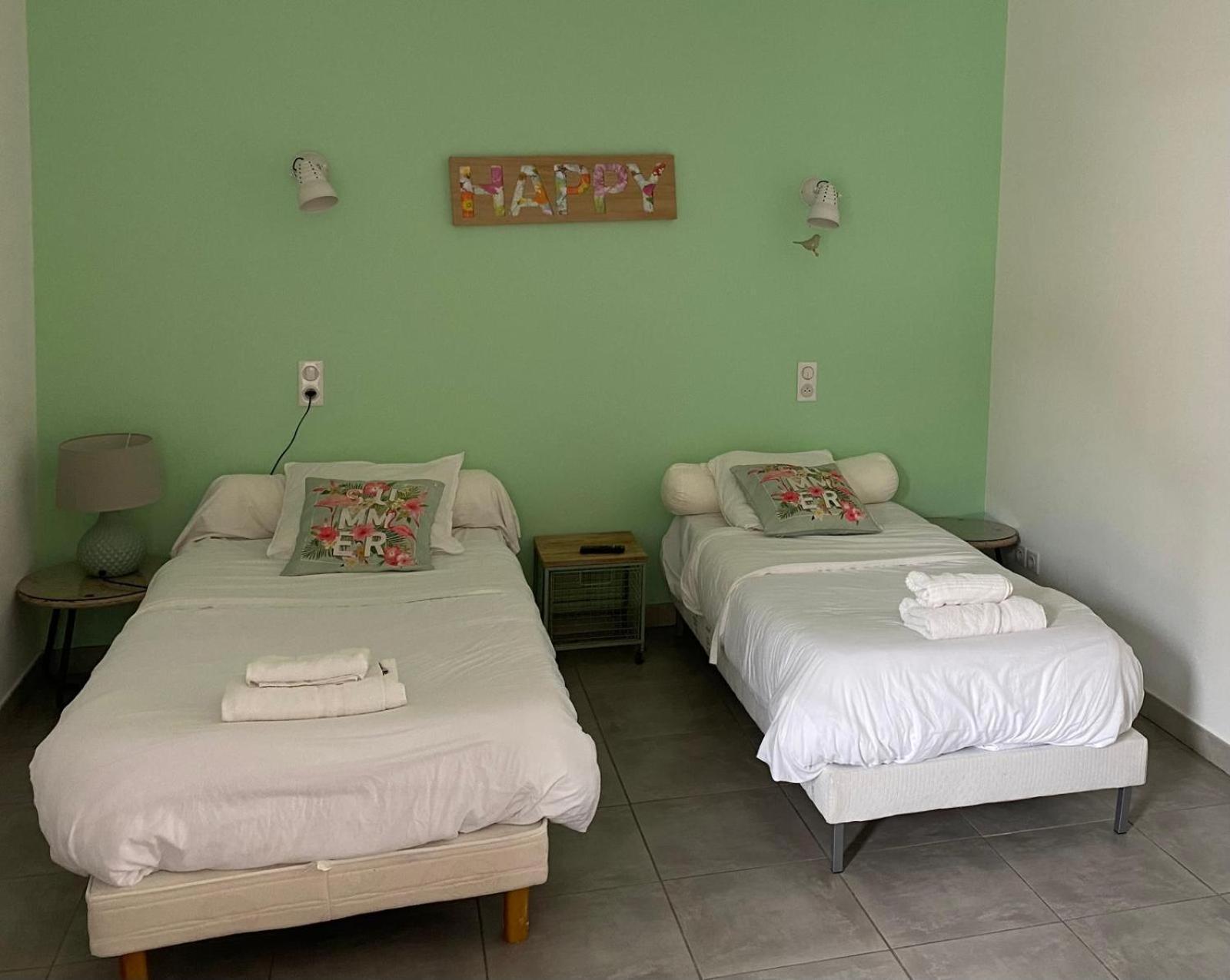 Auberge Les Galets Peyruis Esterno foto