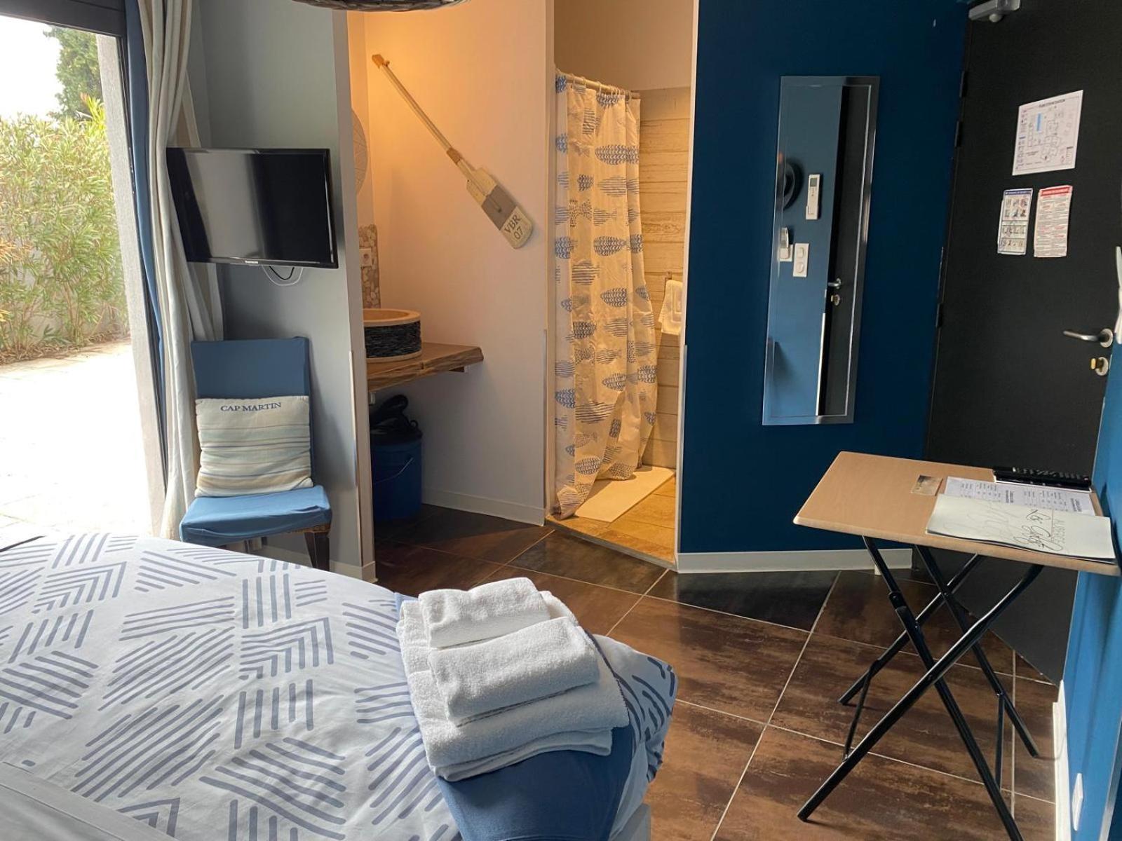 Auberge Les Galets Peyruis Esterno foto