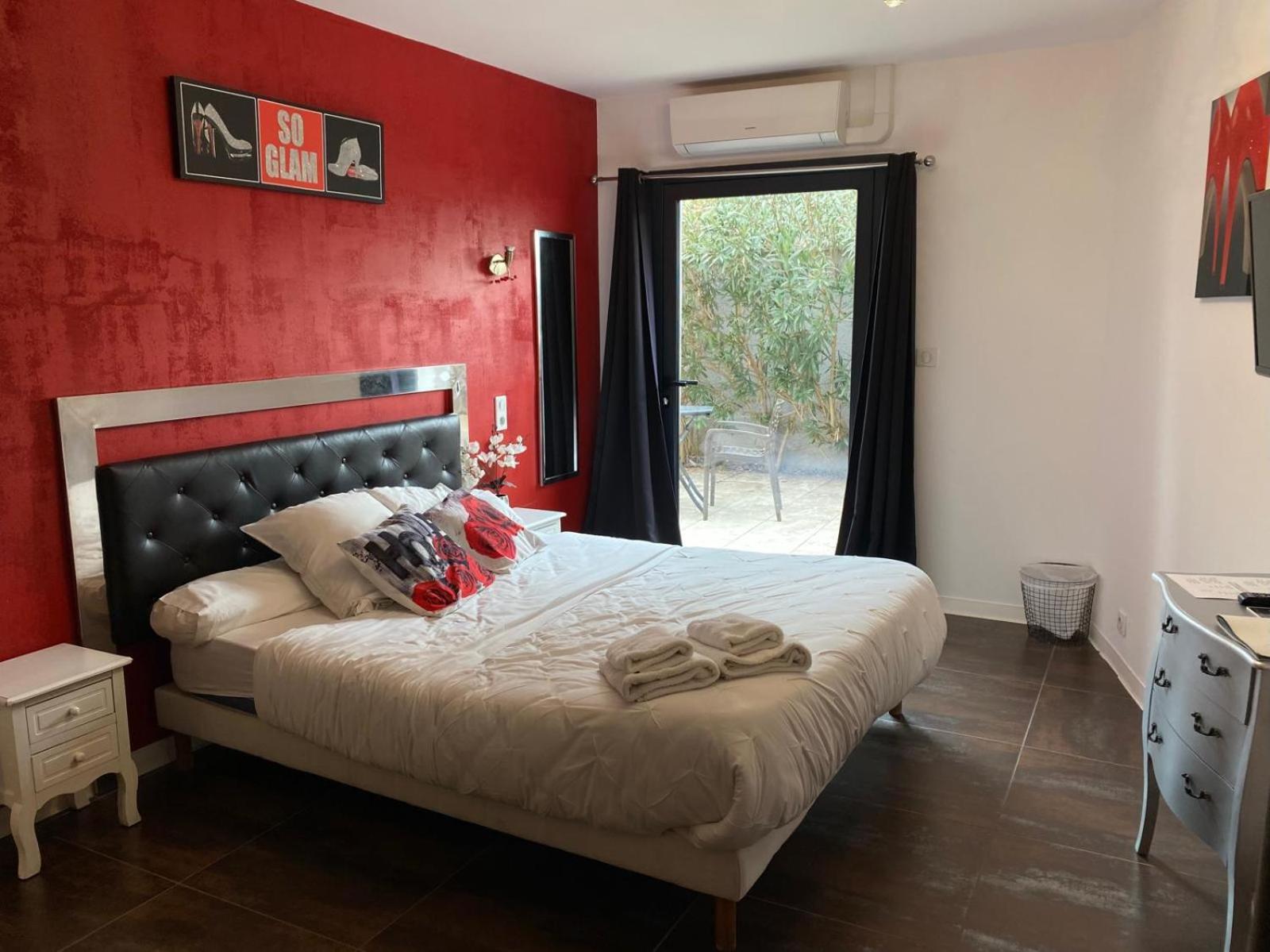Auberge Les Galets Peyruis Esterno foto
